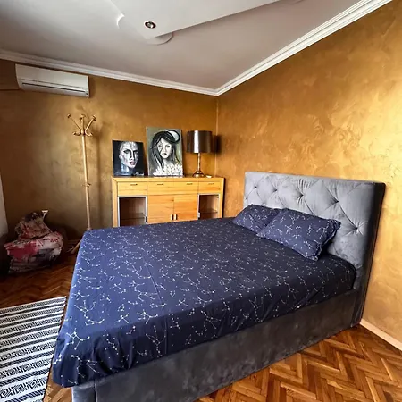 公寓 Luxury 2-bedroom - In The Centre