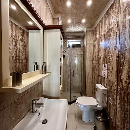 公寓 Luxury 2-bedroom - In The Centre *