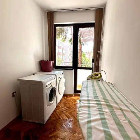 Luxury 2-bedroom - In The Centre *